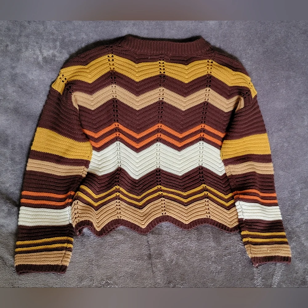 FCT Women's Sz Large Chevron Cropped Knit Sweater in Earth Tones LIKE NEW - Picture 2 of 6